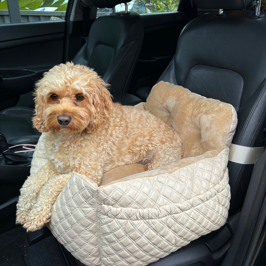 Premium Luxury Dog Car Seat - Comfortable and Secure Pet Travel Solution for Small to Small Dogs